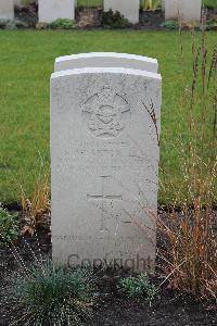 Berlin 1939-1945 War Cemetery - Moreton, Kenneth